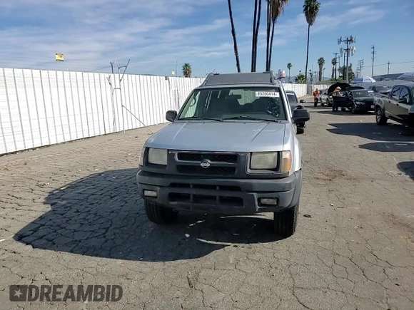 2001 Nissan Xterra XE z VIN 5N1ED28T51C513390, wystawiony jako Copart lot #85260414 z przebiegiem 218 377 mil mil oraz Szkoda całkowita • Salvage title. Historia ofert i sprzedaży dostępna na DreamBid. Obrazek 11.