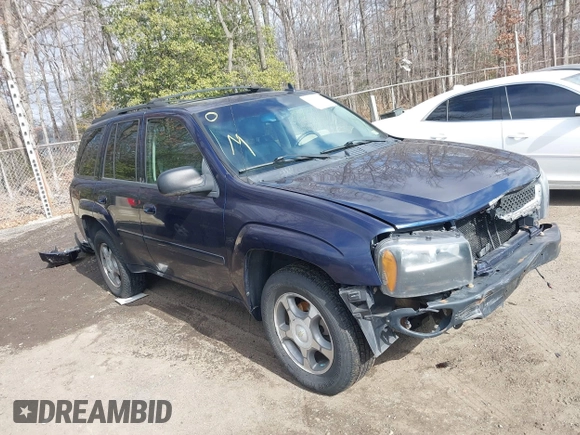 2007 Chevrolet TrailBlazer LS with VIN 1GNDT13SX72223972, listed as a IAAI auction lot 41609686 with 165,523 mi miles. Bid and sale history available at carsss.com. Image 1.