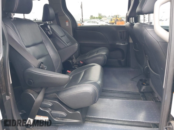 2018 Toyota Sienna SE with VIN 5TDXZ3DC0JS939237, listed as a IAAI auction lot 42249086 with 79,210 mi miles and . Bid and sale history available at DreamBid. Image 8.