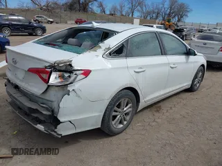 2017 Hyundai Sonata SE with VIN 5NPE24AF4HH502146, listed as a IAAI auction lot 41806979 with 88,289 mi miles and . Bid and sale history available at DreamBid. Image 4.