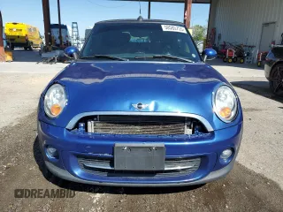 2014 MINI Convertible z VIN WMWZN3C58ET861186, wystawiony jako Copart lot #50585755 z przebiegiem 81 459 mil mil oraz Szkoda całkowita • Salvage title. Historia ofert i sprzedaży dostępna na DreamBid. Obrazek 5.
