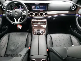 2019 Mercedes-Benz E-Class E 300 with VIN WDDZF4JB6KA606838, listed as a Copart auction lot 67752522 with 33,602 mi miles. Bid and sale history available at carsss.com. Image 8.