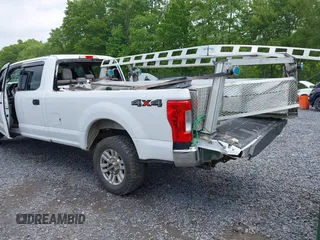 2017 Ford F-250 Lariat с VIN 1FT7W2B6XHED69215, выставлен на аукционе IAAI как лот 42473798 с пробегом 158 697 миль миль и . История ставок и продаж доступна на DreamBid. Изображение 3.