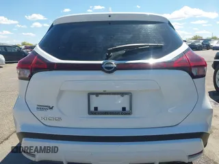 2022 Nissan Kicks S z VIN 3N1CP5BV7NL511927, wystawiony jako IAAI lot #42025240 z przebiegiem 47 444 mil mil oraz . Historia ofert i sprzedaży dostępna na DreamBid. Obrazek 17.
