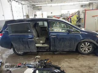 2015 Honda Odyssey EX with VIN 5FNRL5H42FB114840, listed as a IAAI auction lot 41586407 with 92,490 mi miles. Bid and sale history available at carsss.com. Image 14.