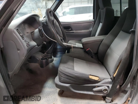 2005 Ford Ranger XL z VIN 1FTYR10U15PA78965, wystawiony jako Copart lot #44979745 z przebiegiem 171 018 mil mil oraz Nie do naprawy • Non repairable. Historia ofert i sprzedaży dostępna na DreamBid. Obrazek 7.