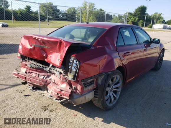 2014 Chrysler 300 S with VIN 2C3CCABT2EH340369, listed as a Copart auction lot 49133504 with 117,573 mi miles and Non Repairable. Bid and sale history available at DreamBid. Image 4.