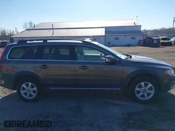 2013 Volvo XC70 3.2L with VIN YV4952BZ6D1154242, listed as a IAAI auction lot 41370020 with 190,784 mi miles and . Bid and sale history available at DreamBid. Image 13.