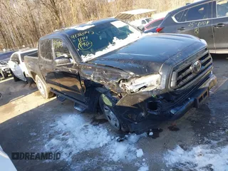 2021 Toyota Tacoma SR z VIN 3TYAX5GN4MT034089, wystawiony jako IAAI lot #41318143 z przebiegiem 47 841 mil mil oraz . Historia ofert i sprzedaży dostępna na DreamBid. Obrazek 1.