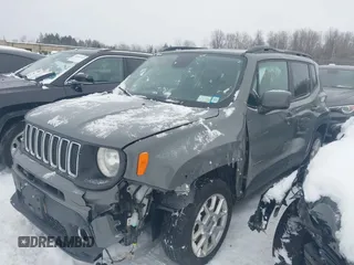 2020 Jeep Renegade Latitude with VIN ZACNJBBB8LPL23446, listed as a IAAI auction lot 41536176 with 55,710 mi miles. Bid and sale history available at carsss.com. Image 17.