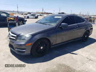 2013 Mercedes-Benz C with VIN WDDGJ5HB4DF958498, listed as a Copart auction lot 68553554 with 73,611 mi miles and Salvage Title. Bid and sale history available at carsss.com. Image 1.