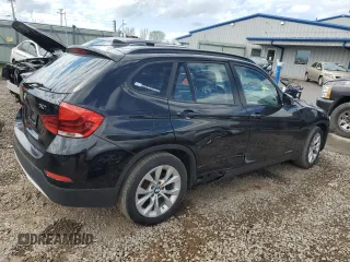2013 BMW X1 xDrive28i z VIN WBAVL1C58DVR82070, wystawiony jako Copart lot #55740795 z przebiegiem 136 394 mil mil oraz Nie do naprawy • Non repairable. Historia ofert i sprzedaży dostępna na DreamBid. Obrazek 3.