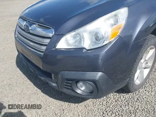 2014 Subaru Outback Premium with VIN 4S4BRBCC5E3247600, listed as a IAAI auction lot 42213039 with 225,027 mi miles and . Bid and sale history available at DreamBid. Image 6.