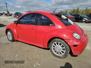 2004 Volkswagen New Beetle Coupe GLS with VIN 3VWCR31CX4M409068, listed as a Copart auction lot 76234984 with 247,316 mi miles and Salvage Title. Bid and sale history available at carsss.com. Image 2.