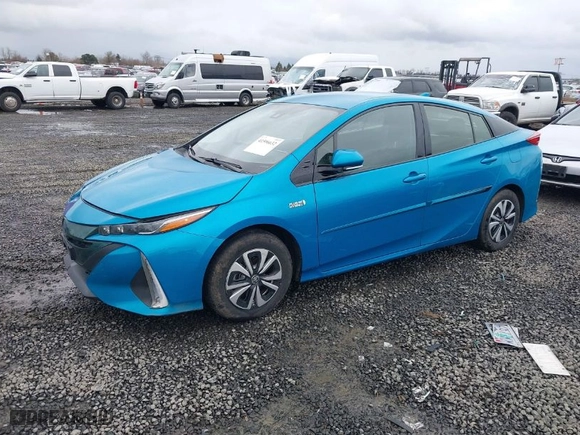 2017 Toyota Prius Prime Plus with VIN JTDKARFP7H3055716, listed as a IAAI auction lot 41596632 with NaN miles. Bid and sale history available at carsss.com. Image 2.