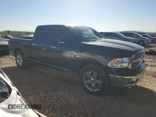 2017 Ram 1500 SLT z VIN 1C6RR6TT1HS730349, wystawiony jako Copart lot #46848385 z przebiegiem Nie podano mil oraz Szkoda całkowita • Salvage title. Historia ofert i sprzedaży dostępna na DreamBid. Obrazek 4.