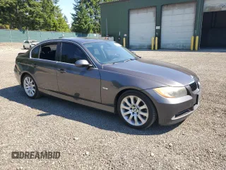 2006 BMW 3 Series 330i with VIN WBAVB33506KR72281, listed as a Copart auction lot 65057785 with 190,277 mi miles and Salvage title. Bid and sale history available at DreamBid. Image 4.
