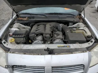 2005 Dodge Magnum SE z VIN 2D4FV48V65H683993, wystawiony jako Copart lot #67498284 z przebiegiem 164 931 mil mil oraz Szkoda całkowita • Salvage title. Historia ofert i sprzedaży dostępna na DreamBid. Obrazek 11.