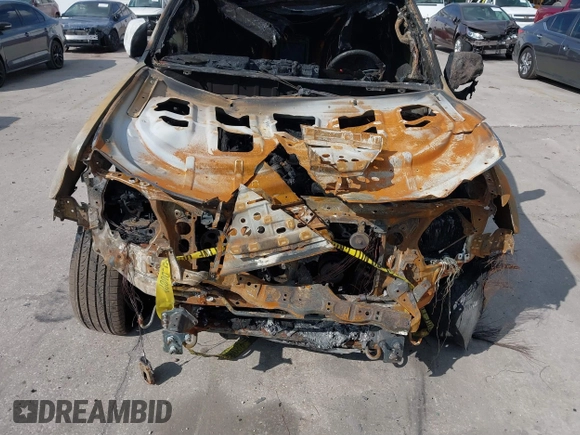 2020 Lexus GX 460 Luxury with VIN JTJGM7BX1L5259929, listed as a IAAI auction lot 41688600 with Not Provided miles and . Bid and sale history available at DreamBid. Image 6.