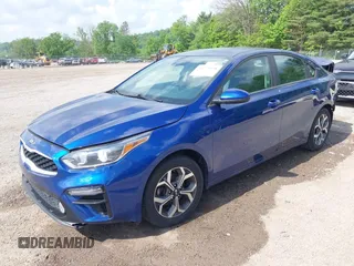 2019 Kia Forte LXS z VIN 3KPF24AD0KE135616, wystawiony jako IAAI lot #42277938 z przebiegiem 71 995 mil mil oraz . Historia ofert i sprzedaży dostępna na DreamBid. Obrazek 2.