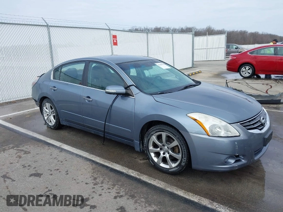 2010 Nissan Altima 3.5 SR with VIN 1N4BL2APXAN461269, listed as a IAAI auction lot 41688378 with 165,751 mi miles. Bid and sale history available at carsss.com. Image 1.