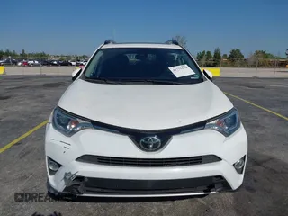2018 Toyota RAV4 XLE with VIN JTMWFREV3JJ753454, listed as a IAAI auction lot 41775159 with 75,078 mi miles. Bid and sale history available at carsss.com. Image 12.