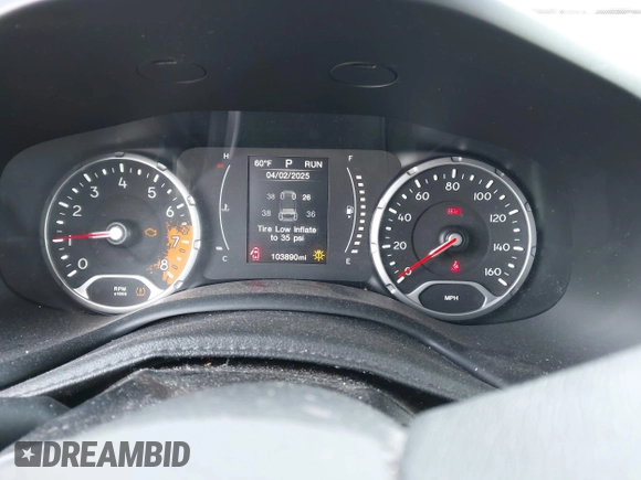 2016 Jeep Renegade Latitude with VIN ZACCJBBTXGPD27023, listed as a IAAI auction lot 41919208 with 103,890 mi miles. Bid and sale history available at carsss.com. Image 7.