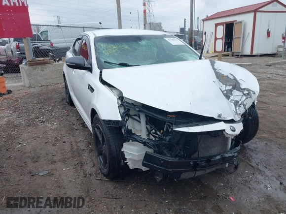 2015 Kia Optima LX with VIN KNAGM4A72F5654352, listed as a IAAI auction lot 41706156 with 119,000 mi miles. Bid and sale history available at carsss.com. Image 1.