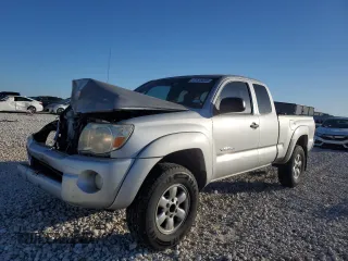 2007 Toyota Tacoma PreRunner with VIN 5TETU62N37Z466139, listed as a Copart auction lot 47618895 with 203,648 mi miles and Salvage Title. Bid and sale history available at carsss.com. Image 1.