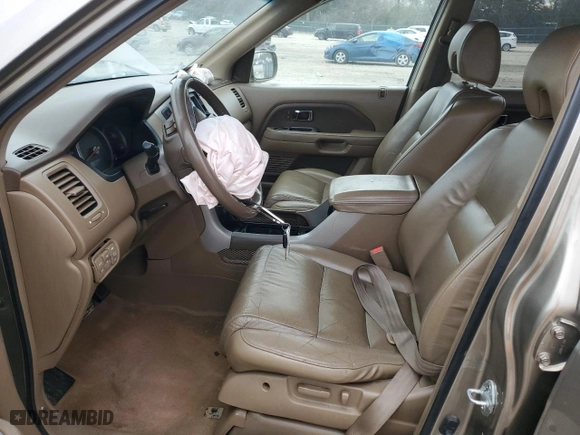 2008 Honda Pilot EX-L with VIN 5FNYF18768B052870, listed as a Copart auction lot 86562544 with 210,243 mi miles and Clean Title. Bid and sale history available at carsss.com. Image 7.