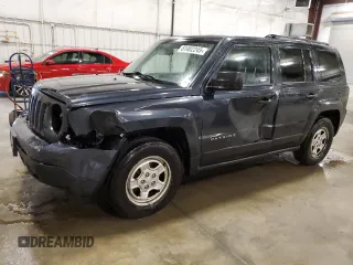 2014 Jeep Patriot Sport with VIN 1C4NJPBA3ED925535, listed as a Copart auction lot 61402245 with 98,582 mi miles and Salvage title. Bid and sale history available at DreamBid. Image 1.