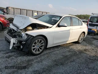 2017 BMW 3 Series 320i xDrive z VIN WBA8E5G56HNU41632, wystawiony jako Copart lot #51628865 z przebiegiem 45 978 mil mil oraz Szkoda całkowita • Salvage title. Historia ofert i sprzedaży dostępna na DreamBid. Obrazek 1.
