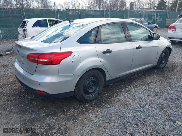 2016 Ford Focus S with VIN 1FADP3E2XGL311099, listed as a IAAI auction lot 41855282 with 196,444 mi miles. Bid and sale history available at carsss.com. Image 4.