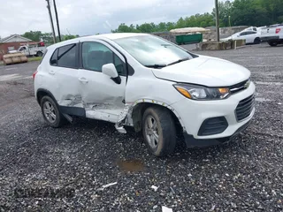 2022 Chevrolet Trax LS with VIN KL7CJNSM2NB513931, listed as a IAAI auction lot 42493371 with 42,498 mi miles and . Bid and sale history available at DreamBid. Image 1.