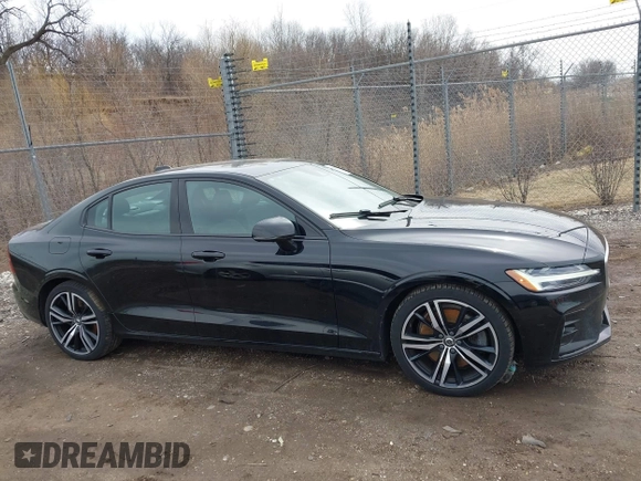 2019 Volvo S60 R-Design with VIN 7JRA22TM9KG014922, listed as a IAAI auction lot 41826883 with 97,702 mi miles. Bid and sale history available at carsss.com. Image 14.