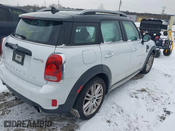 2019 MINI Countryman Cooper S z VIN WMZYT5C57K3G93801, wystawiony jako IAAI lot #41622941 z przebiegiem 66 093 mil mil oraz . Historia ofert i sprzedaży dostępna na DreamBid. Obrazek 4.