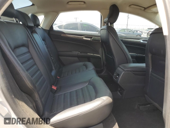 2018 Ford Fusion SE z VIN 3FA6P0LU8JR110693, wystawiony jako Copart lot #61931995 z przebiegiem 119 629 mil mil oraz Szkoda całkowita • Salvage title. Historia ofert i sprzedaży dostępna na DreamBid. Obrazek 10.