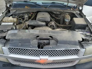 2004 Chevrolet Silverado 1500 with VIN 2GCEC19VX41166909, listed as a Copart auction lot 84210844 with 207,068 mi miles and Salvage Title. Bid and sale history available at carsss.com. Image 11.
