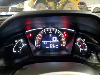 2018 Honda Civic LX with VIN 19XFC2F5XJE204085, listed as a Copart auction lot 51323935 with 164,201 mi miles and Salvage Title. Bid and sale history available at carsss.com. Image 9.
