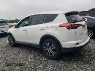 2018 Toyota RAV4 LE with VIN 2T3BFREV3JW764258, listed as a Copart auction lot 61234155 with Not provided miles and Salvage title. Bid and sale history available at DreamBid. Image 2.
