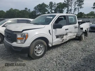 2021 Ford F-150 XL with VIN 1FTEW1CB8MKE68771, listed as a Copart auction lot 54613785 with 68,622 mi miles and Salvage Title. Bid and sale history available at carsss.com. Image 1.