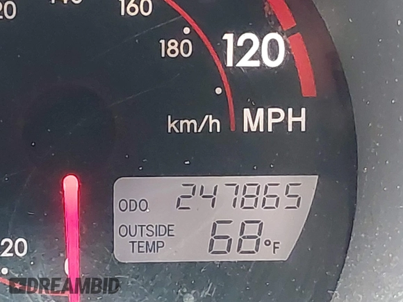 2006 Toyota Matrix STD with VIN 2T1LR32E16C553252, listed as a IAAI auction lot 42214064 with 247,865 mi miles and . Bid and sale history available at DreamBid. Image 16.
