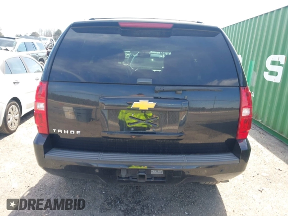 2014 Chevrolet Tahoe LT z VIN 1GNSCBE02ER181908, wystawiony jako IAAI lot #41628601 z przebiegiem 189 151 mil mil oraz . Historia ofert i sprzedaży dostępna na DreamBid. Obrazek 16.