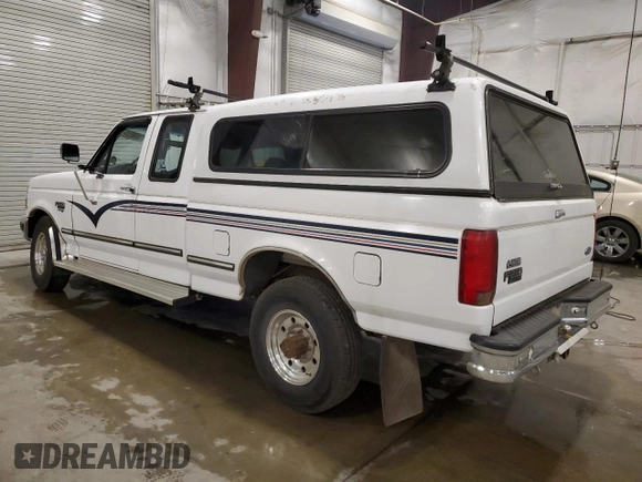 1997 Ford F-250 with VIN 1FTHX25F7VEC46738, listed as a Copart auction lot 59603125 with 211,004 mi miles and Salvage title. Bid and sale history available at DreamBid. Image 2.