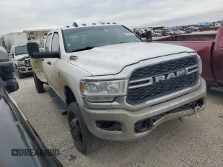2021 Ram 3500 Tradesman with VIN 3C63RRGL7MG588964, listed as a Copart auction lot 69483974 with 139,707 mi miles and Salvage Title. Bid and sale history available at carsss.com. Image 4.