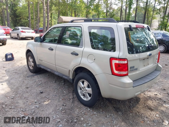 2008 Ford Escape XLS с VIN 1FMCU02Z58KA96331, выставлен на аукционе IAAI как лот 42703539 с пробегом 251 237 миль миль и . История ставок и продаж доступна на DreamBid. Изображение 3.
