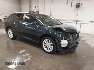2013 Toyota Venza LE with VIN 4T3BA3BB0DU035306, listed as a IAAI auction lot 41451764 with 143,780 mi miles. Bid and sale history available at carsss.com. Image 1.