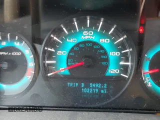 2010 Ford Fusion SE с VIN 3FAHP0HA2AR119509, выставлен на аукционе Copart как лот 57247985 с пробегом 102 219 миль миль и Списание • Salvage title. История ставок и продаж доступна на DreamBid. Изображение 9.