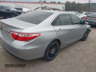 2015 Toyota Camry XLE with VIN 4T1BF1FK8FU053323, listed as a IAAI auction lot 41797634 with 78,161 mi miles. Bid and sale history available at carsss.com. Image 4.