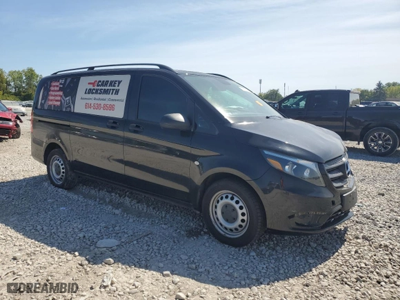 2018 Mercedes-Benz Metris Passenger Van with VIN WD4PG2EE7J3434402, listed as a Copart auction lot 71307944 with 0 mi miles and Salvage Title. Bid and sale history available at carsss.com. Image 4.